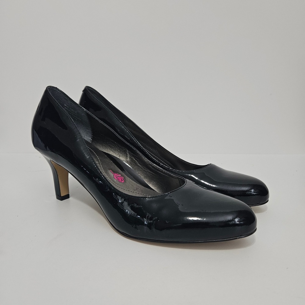 Ros Hommerson Janet Pumps Heels 9SS 50 Black Patent Leather Round Toe Kitten